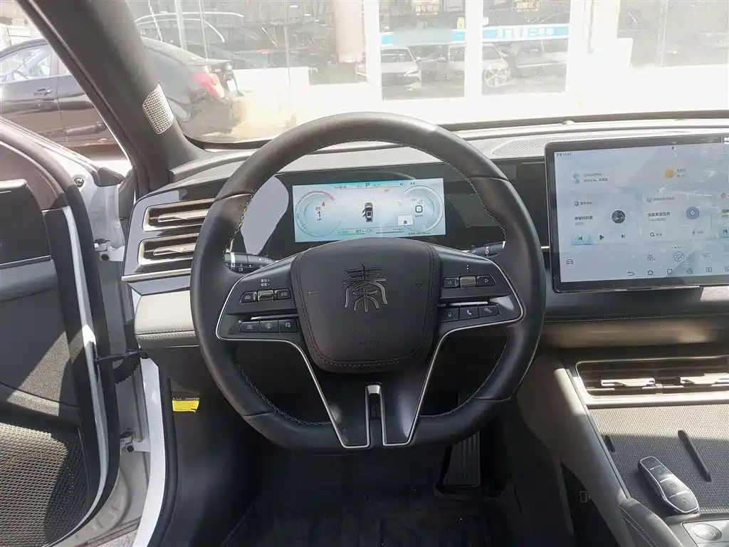 BYD Qin L 2025 — фото 11