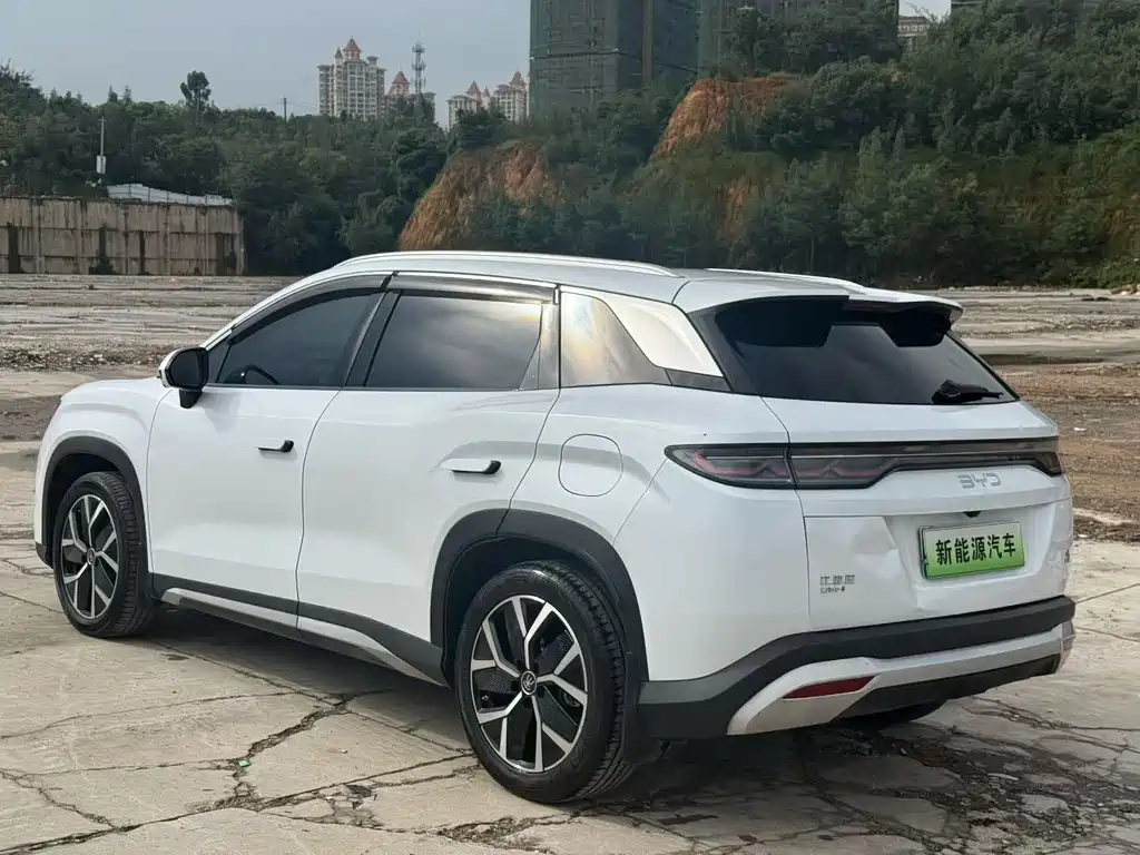 BYD Song L DM-i 2024 — фото 9