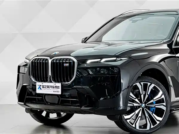 BMW X7 M60i 2025