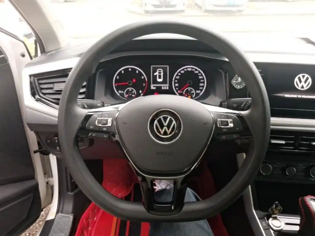 Volkswagen Polo 2022 — фото 11