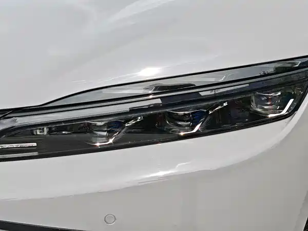 BYD Han 2025