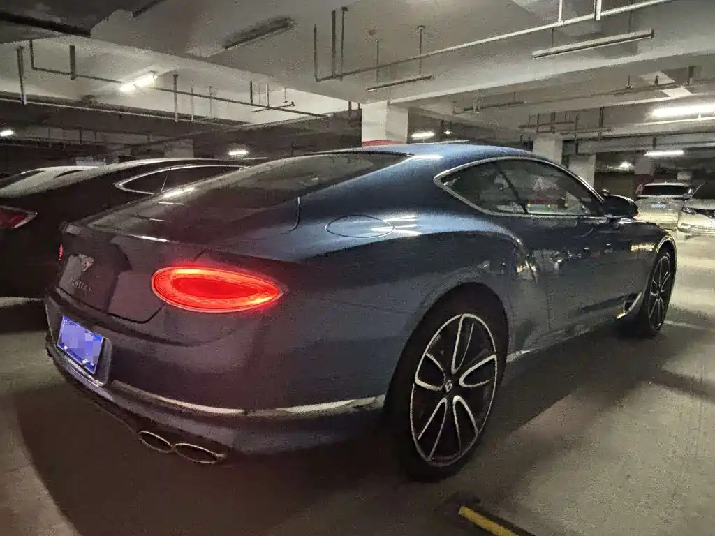 Bentley Continental 2022