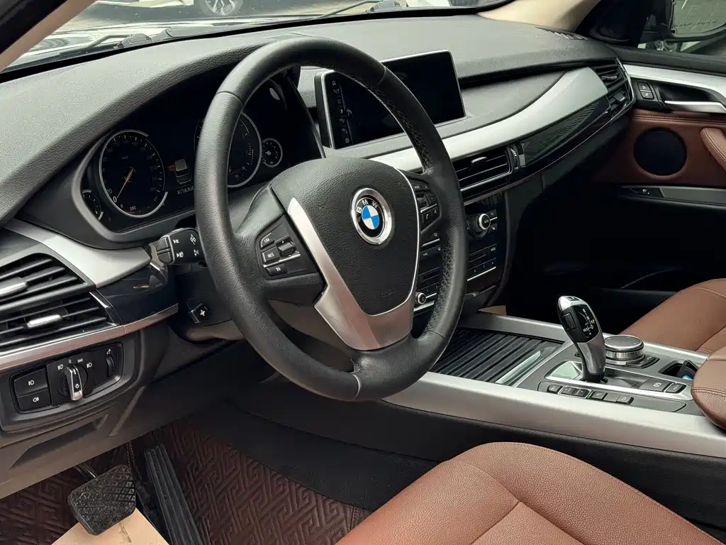 BMW X5 2017 — фото 10