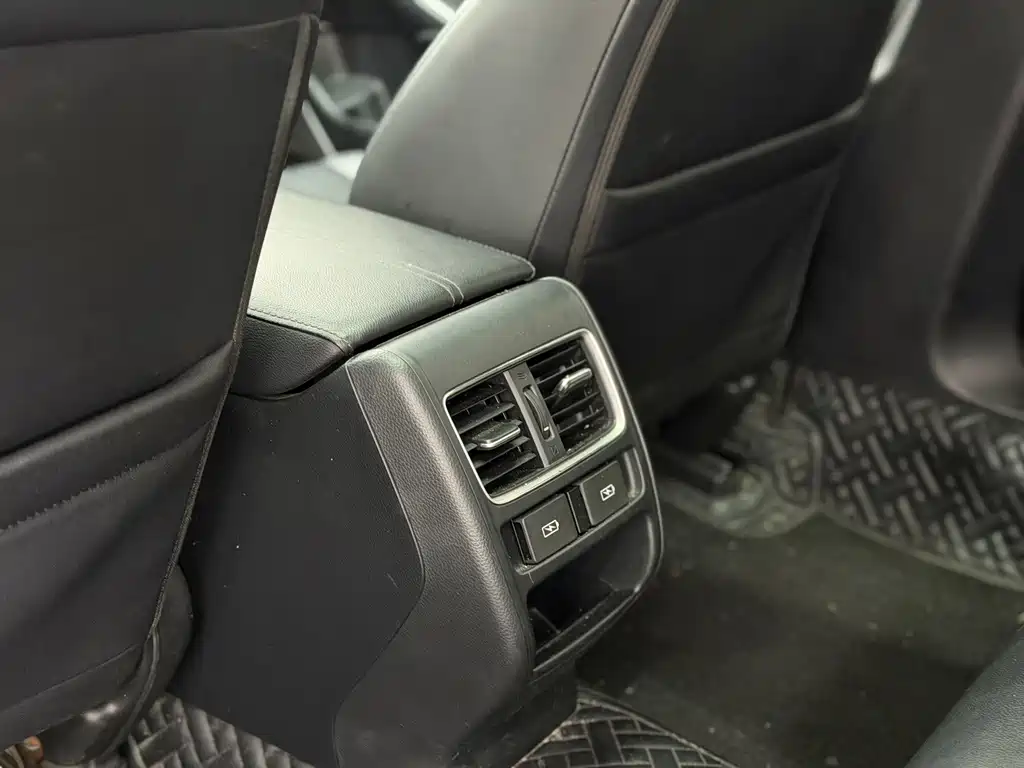 Honda Accord 2022 — фото 14