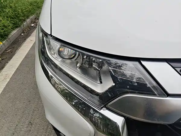 Mitsubishi Outlander 2020