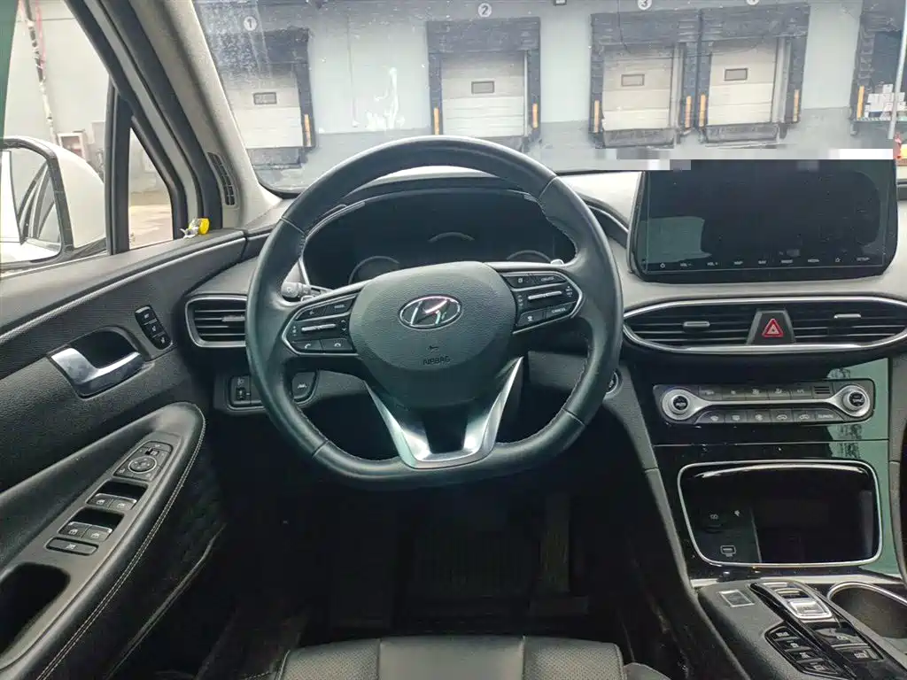 Hyundai Santa Fe 2020 — фото 11