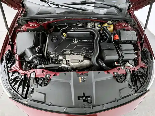 Buick Regal 2018