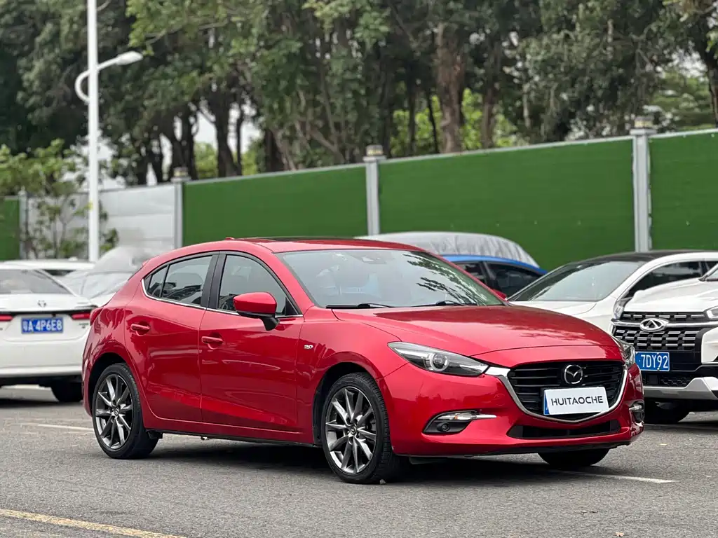 Mazda 3 Axela 2017 — фото 3