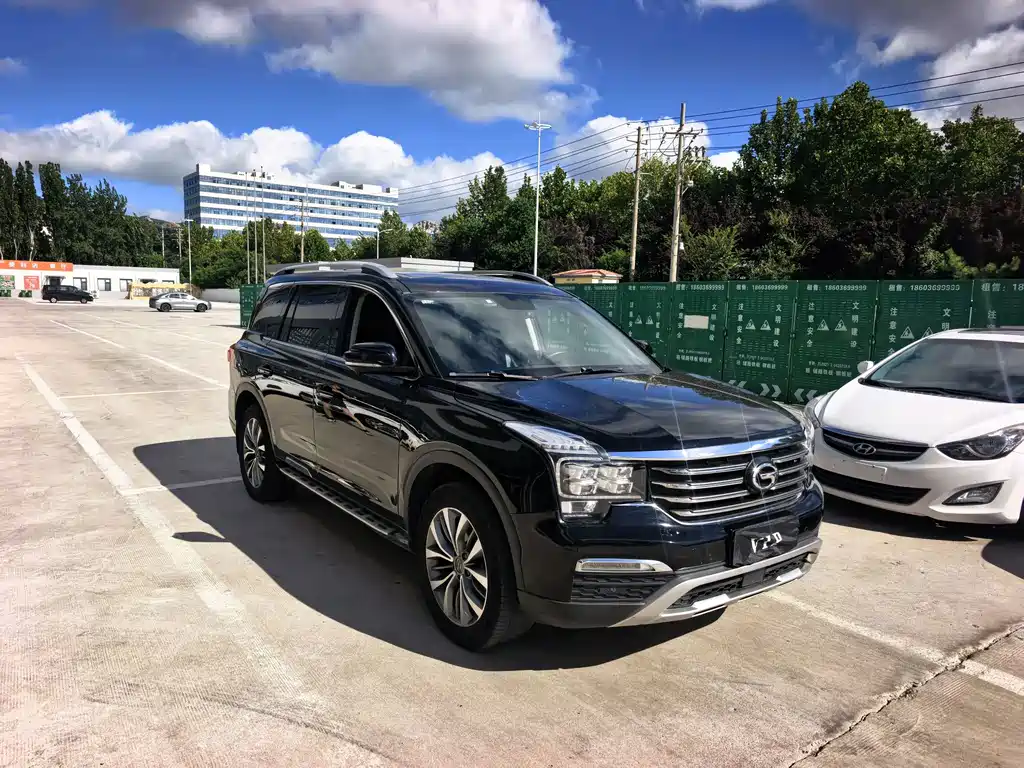 GAC Trumpchi GS8 2017 — фото 4