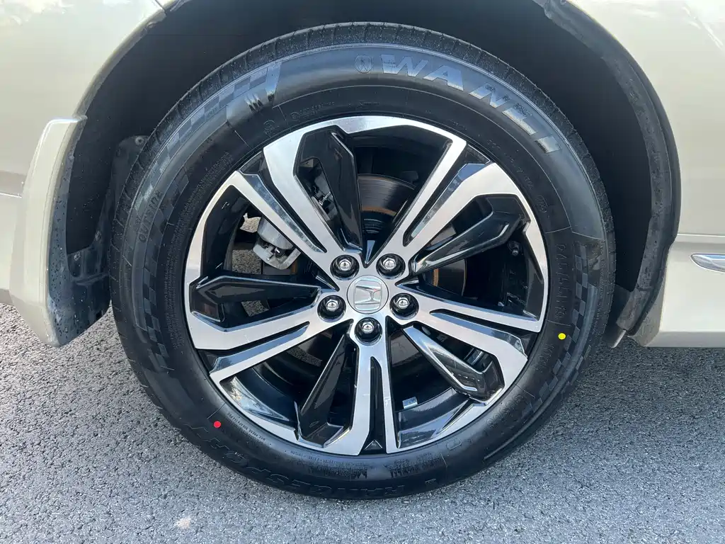Honda UR-V 2017 — фото 15