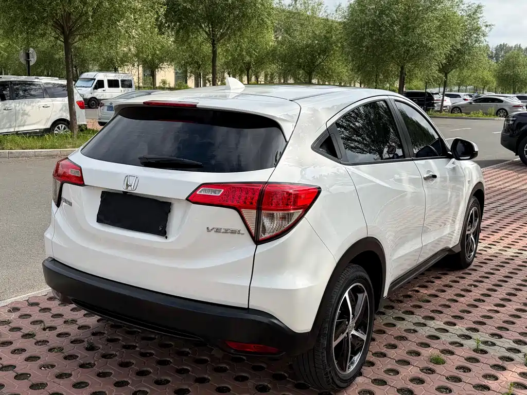 Honda Vezel 2022 — фото 4