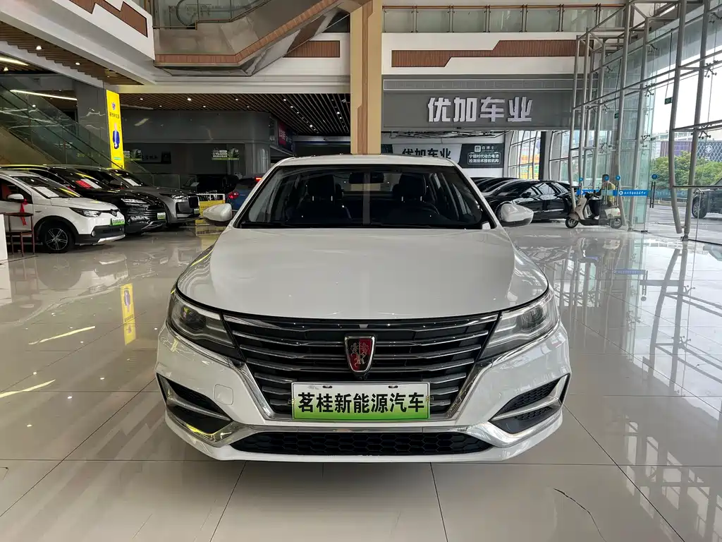 Roewe i6 New Energy 2019 — фото 2