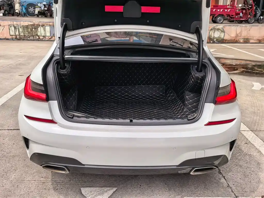 BMW 3 Series 2020 — фото 13