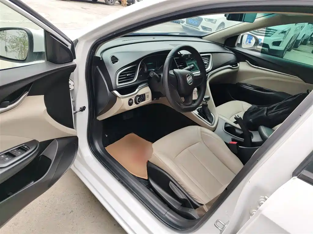 Buick Excelle 2020 — фото 12