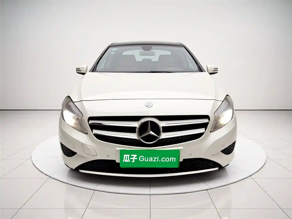 Mercedes-Benz A-Class 2014 — фото 23