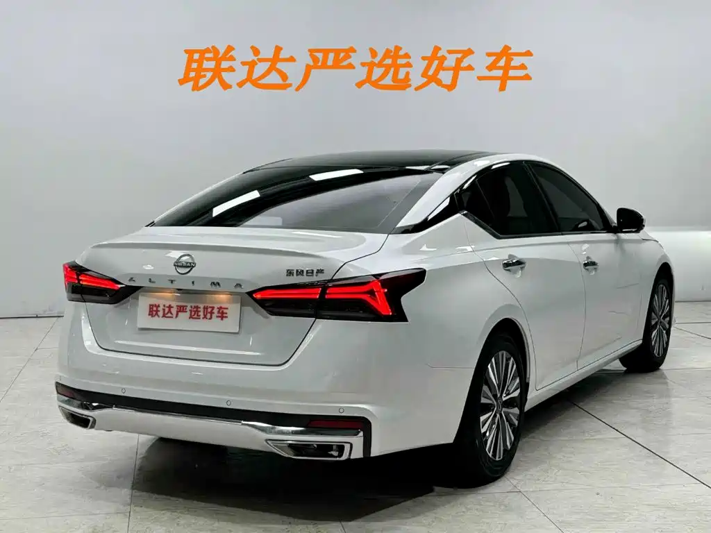 Nissan Teana 2023 — фото 25