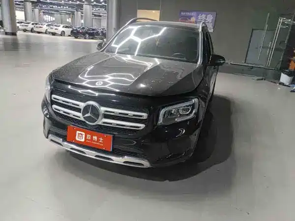 Mercedes-Benz GLB 2023