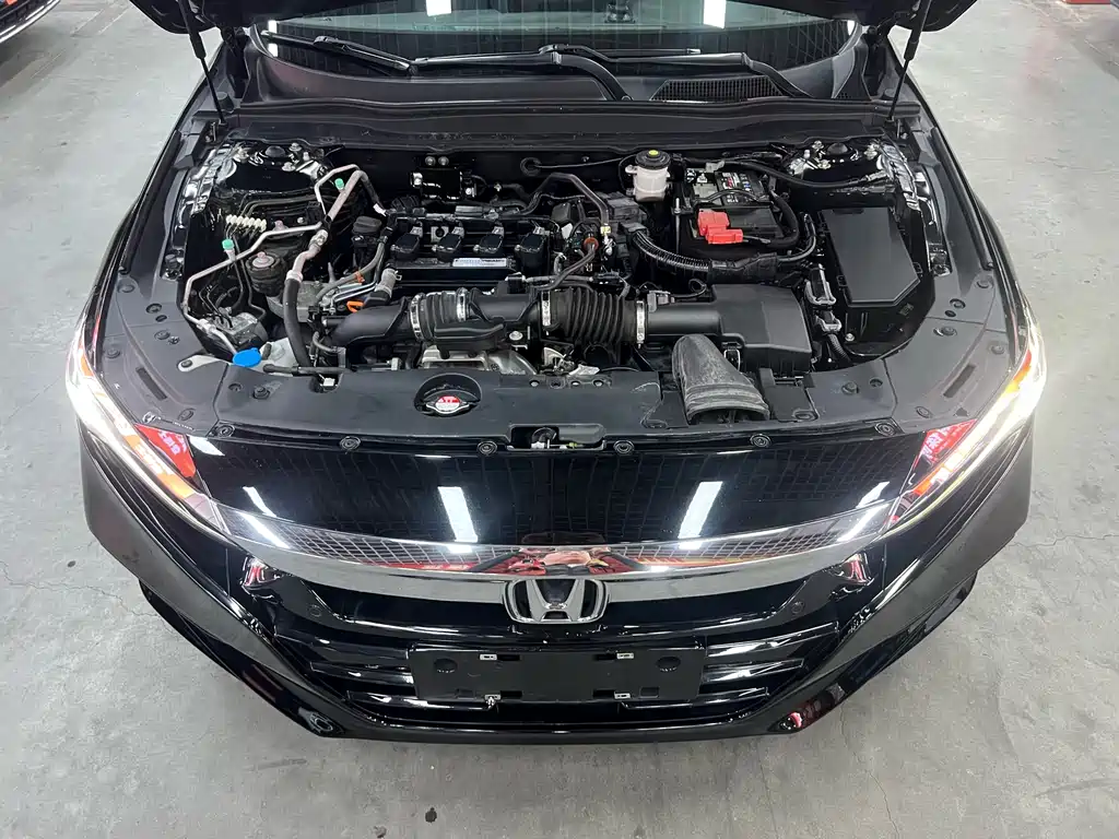 Honda Accord 2021 — фото 15