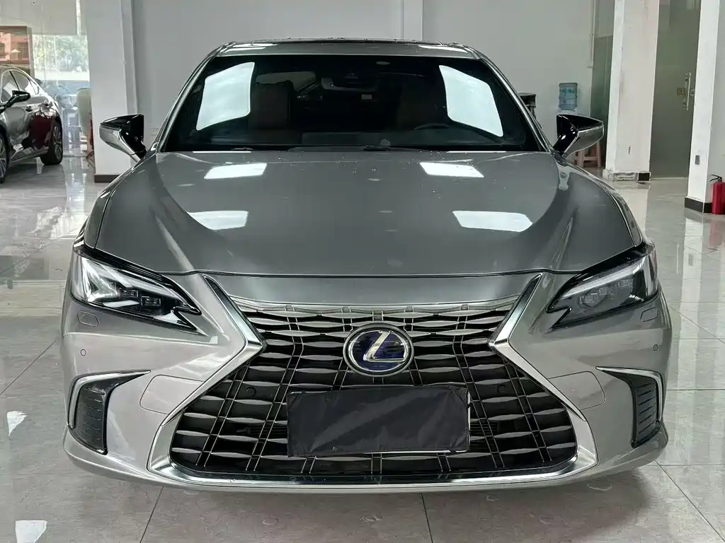 Lexus ES 2025 — фото 2