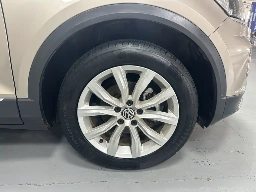 Volkswagen T-Roc 2020 — фото 18