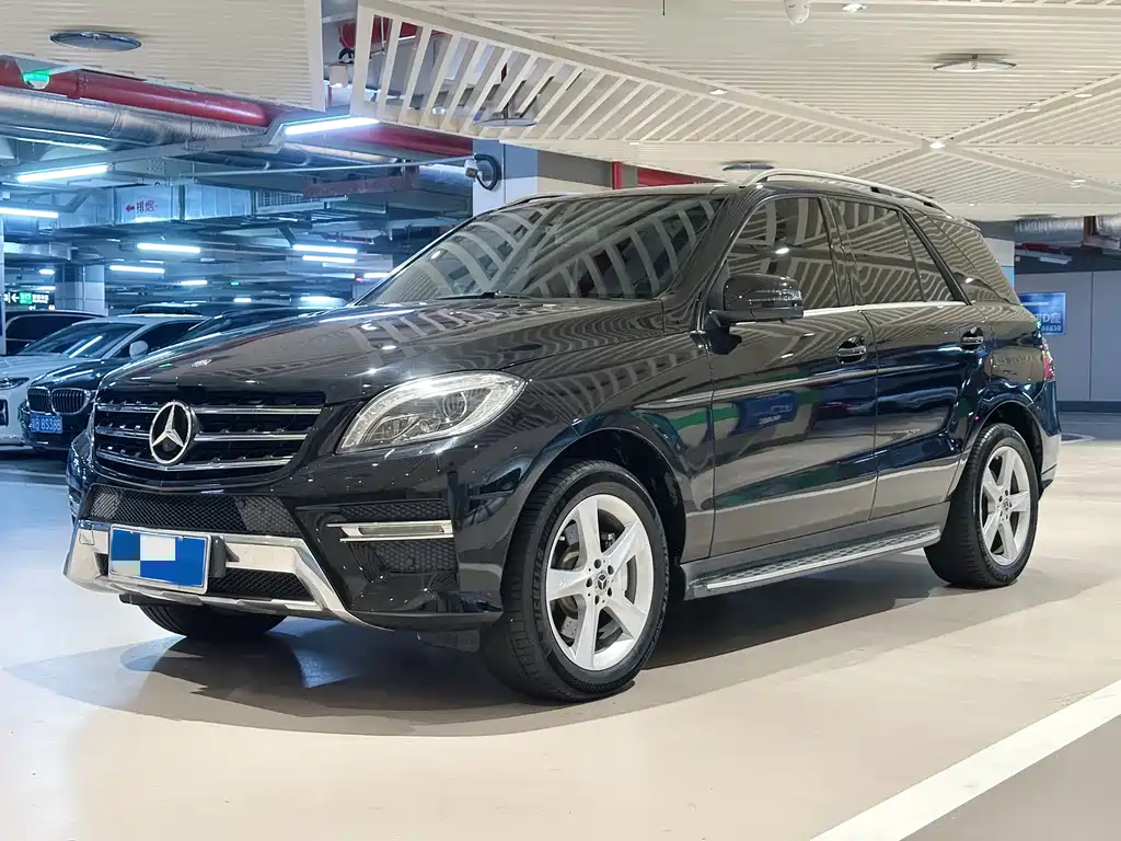 Mercedes-Benz M-Class 2015
