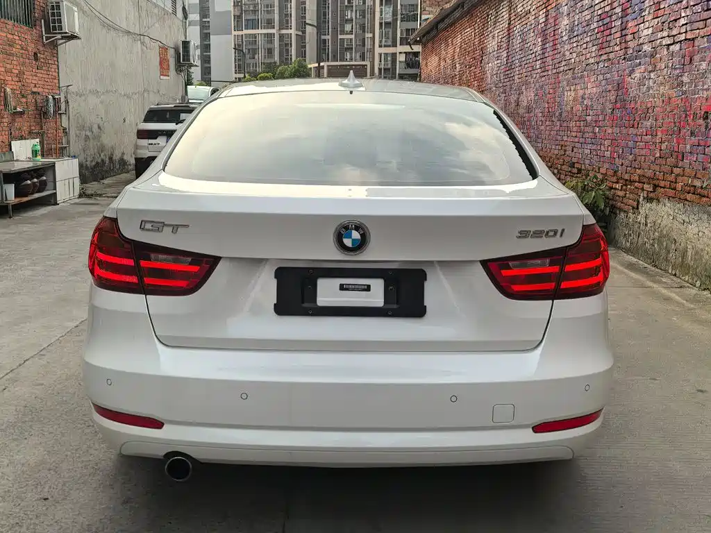 BMW 3 Series GT 2015 — фото 5