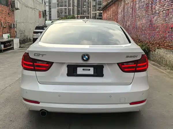 BMW 3 Series GT 2015