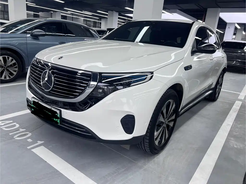 Mercedes-Benz EQC 2021 — фото 1
