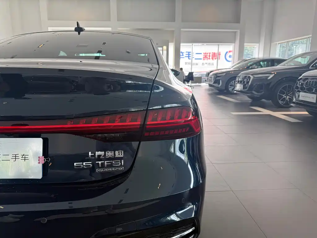 Audi A7L 2022 — фото 21