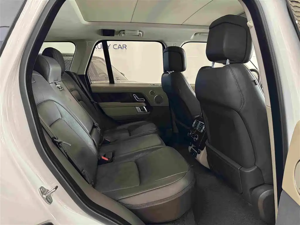 Land Rover Range Rover 2020 — фото 11