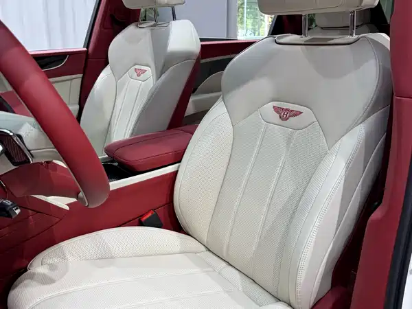 Bentley Bentayga 2024