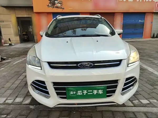 Ford Kuga 2014
