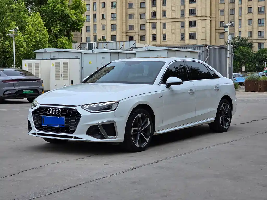 Audi A4L 2022