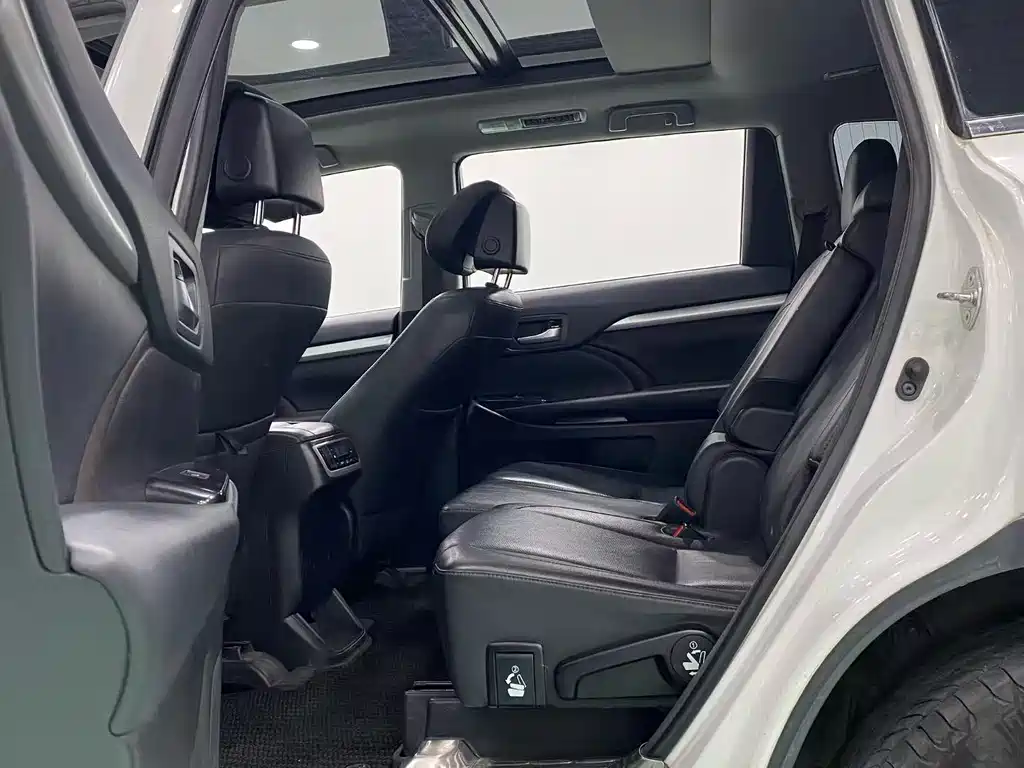 Toyota Highlander 2017