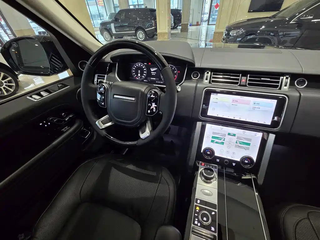 Land Rover Range Rover 2019 — фото 18