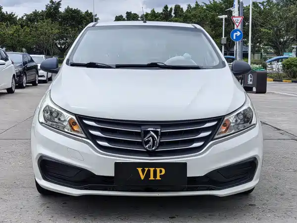 Baojun 310 2017