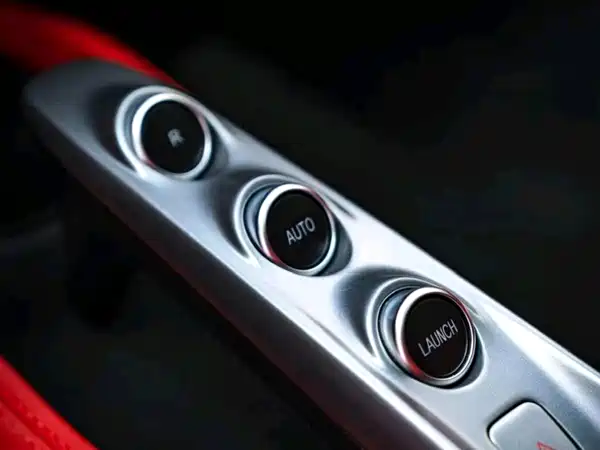 Ferrari F8 2021