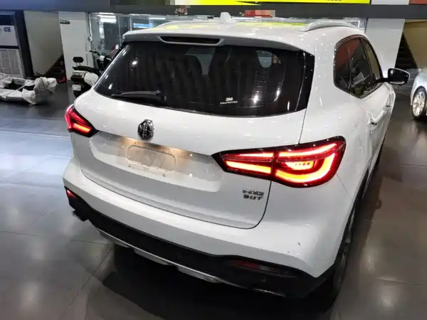 MG HS 2020