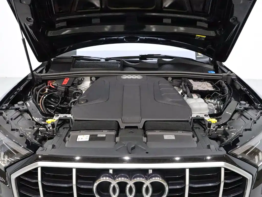 Audi Q7 2024 — фото 20