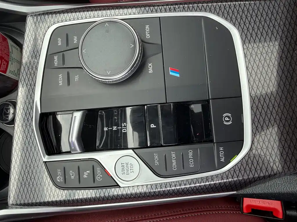 BMW 3 Series 2023 — фото 14