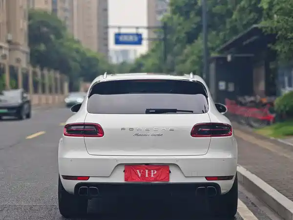 Porsche Macan 2015