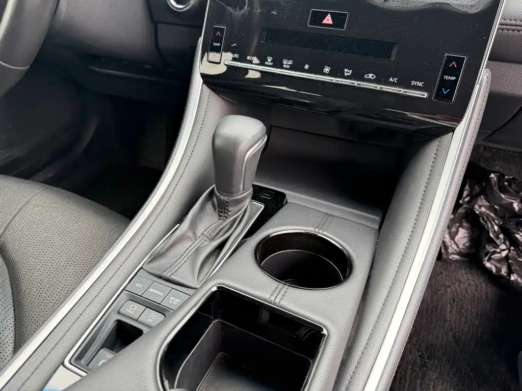 Toyota Avalon 2022 — фото 14