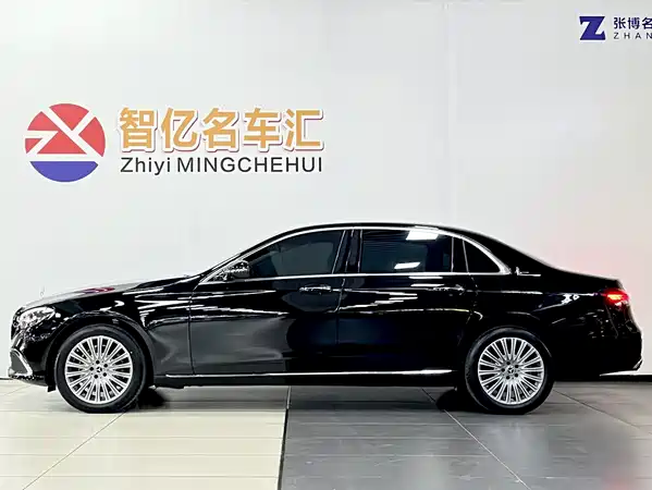 Mercedes-Benz E-Class 2023