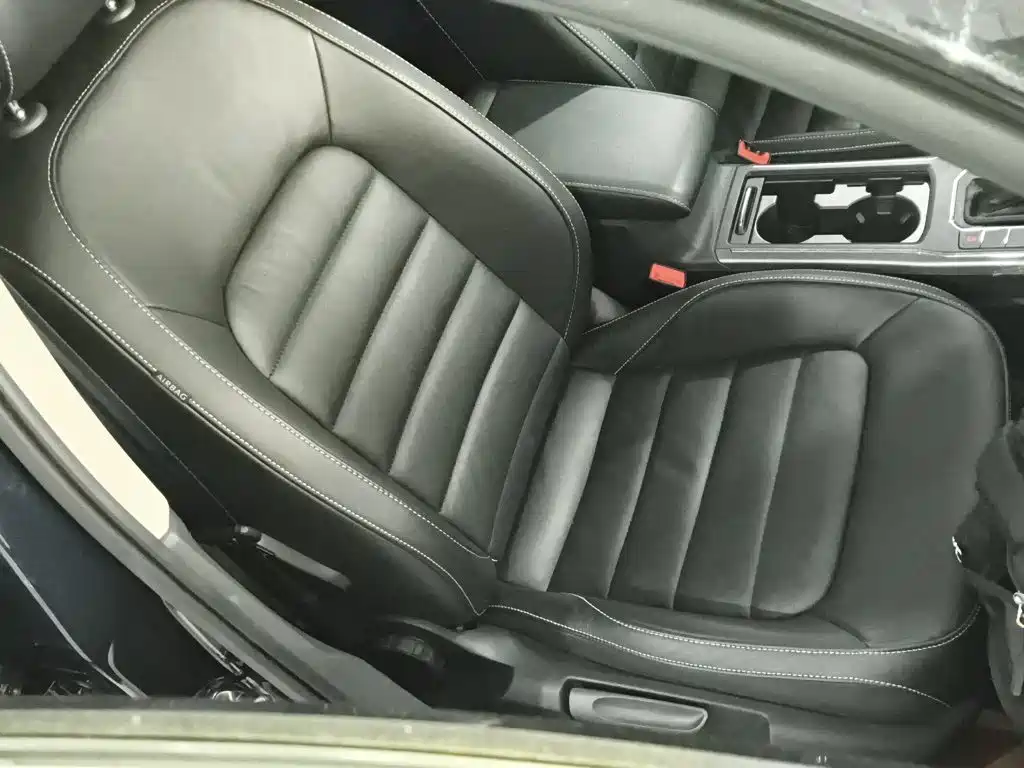 Volkswagen Passat 2019 — фото 20