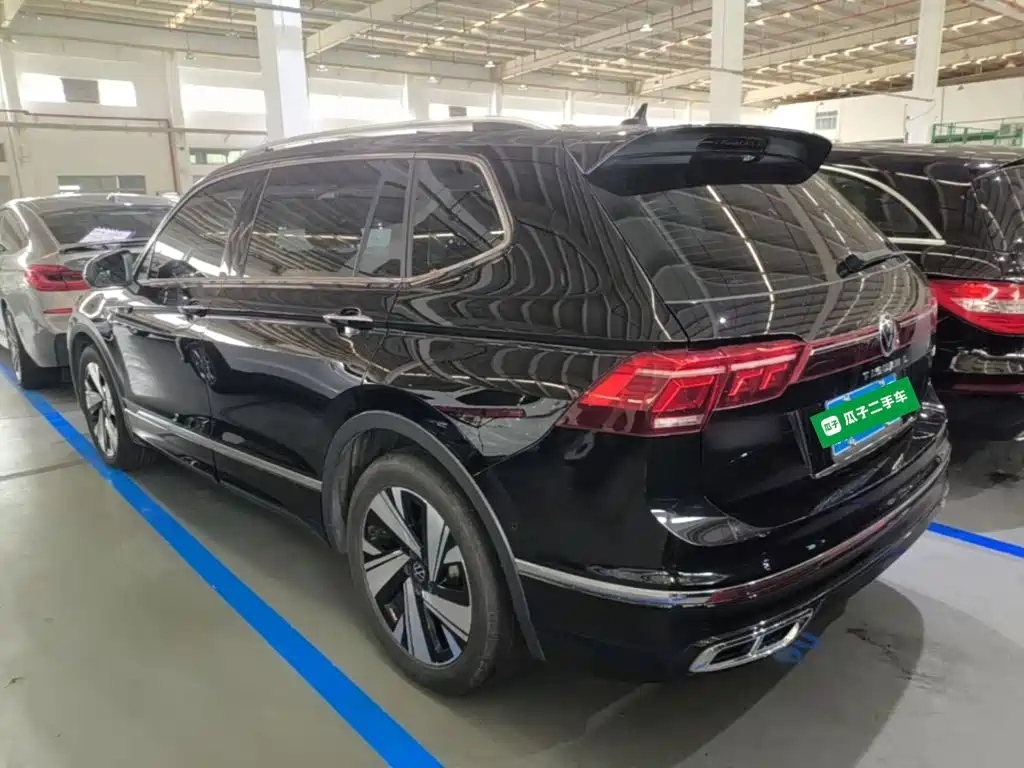 Volkswagen Tiguan L 2023