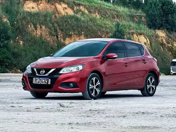 Nissan Tiida 2016