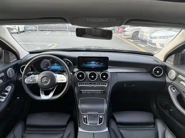 Mercedes-Benz C-Class 2020