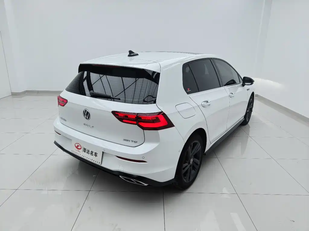 Volkswagen Golf 2023