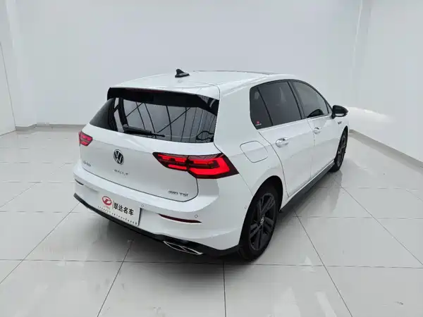 Volkswagen Golf 2023