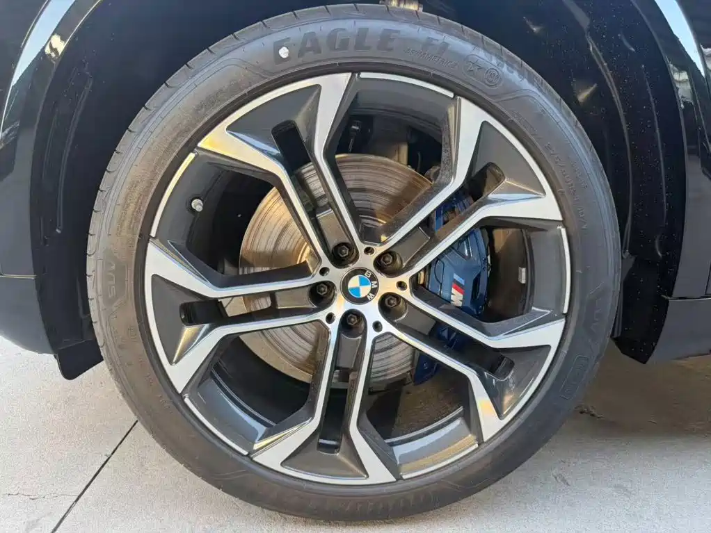 BMW X5 2026 — фото 17